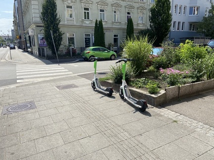 E-Scooter Nähe HBF Linz 300721